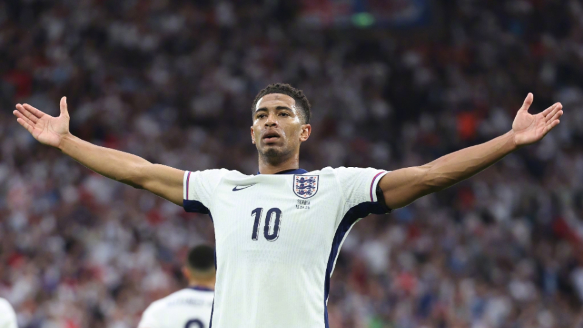 成都蓉城：中超外战的绝对标兵，细节与精神的完美结合（成都蓉城：中超外战标杆，细节打磨与精神气质相辅相成）