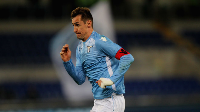 活塞本赛季前16场就拿下14胜，追平23-24赛季总胜场