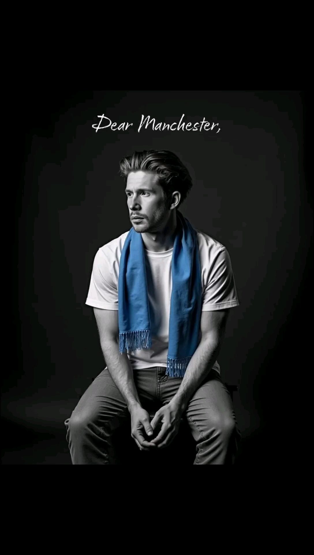 抽象！加纳乔一对一尝试假动作晃动带球过人，直接将球传给对手（离谱一幕！加纳乔单挑频做假动作欲过人，却将球直接送给对手）