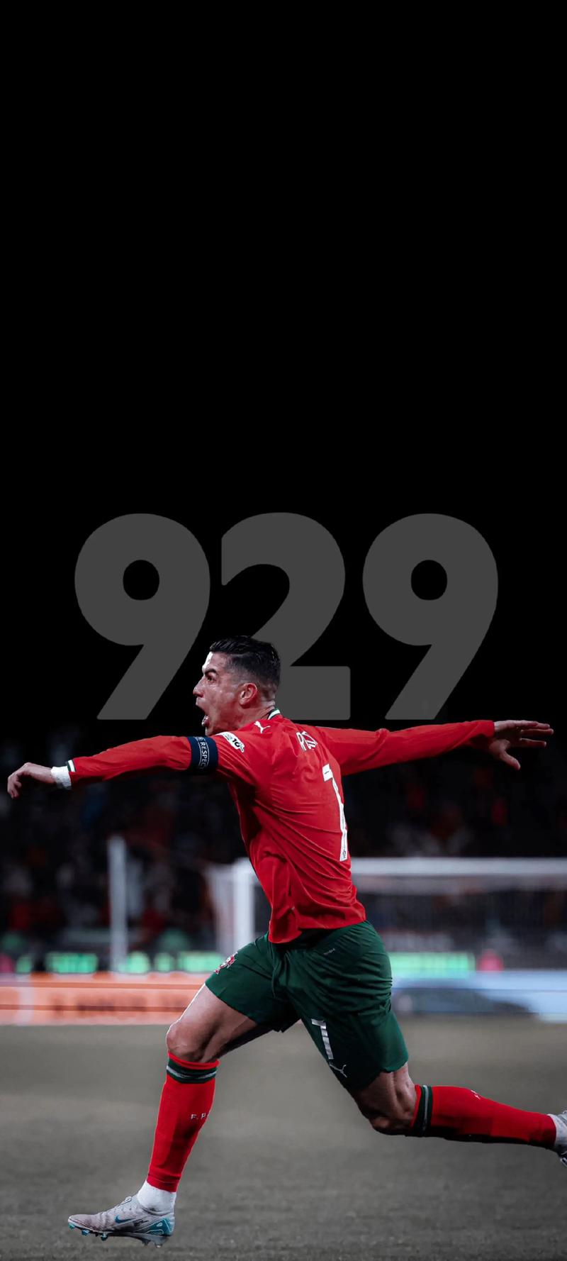 为了赢，你的面相都变了！ 贺希宁在底角用力使相，都快变成布克了