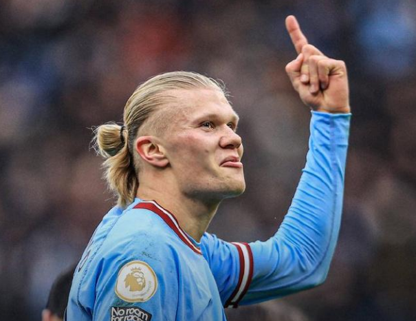 基恩谈梅努：有时候教练就是不信任你，你得用表现证明他错了（基恩谈梅努：当教练不信任你时，唯有用表现让他改观）