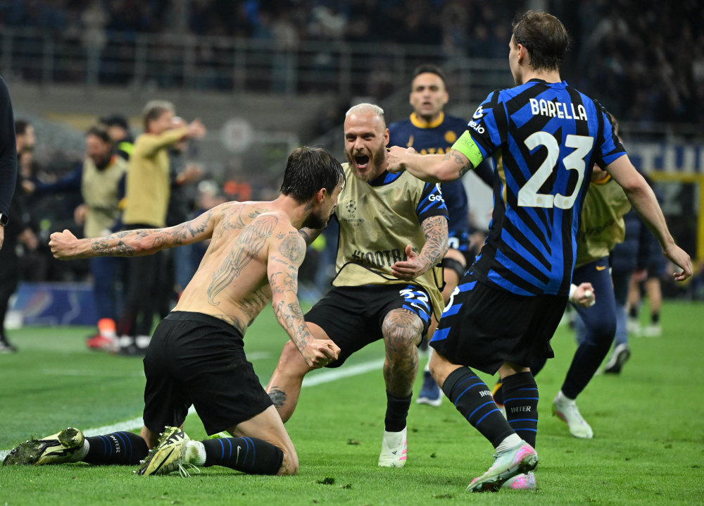 阿莱格里31场米兰和都灵德比取胜19场，仅输5场